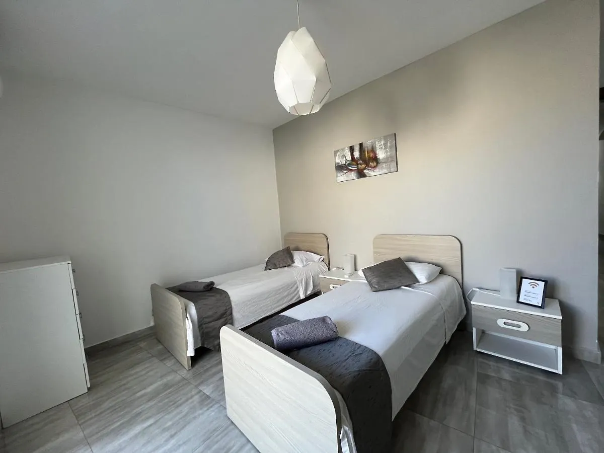 F7 Modern And Bright Apartment In Malta Msida Malta