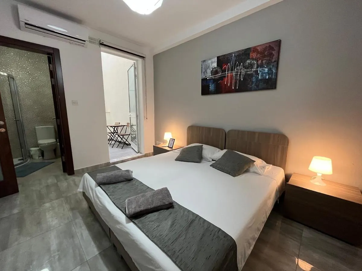 F7 Modern And Bright Apartment In Malta Msida